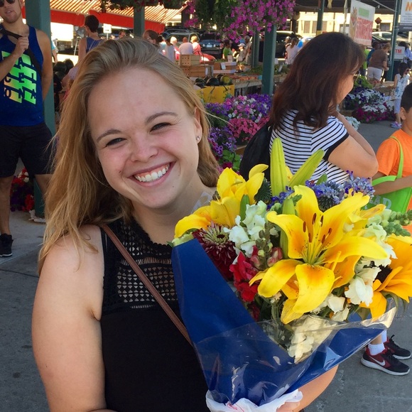 Meet your Posher, Kalyn! - Picture 4 of 7